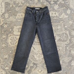 Levi's Ribcage Straight Ankle Jeans in Washed Black 25
